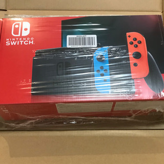 【取引中】(新品)NINTENDO Switch ネオンレッド、...