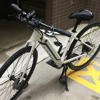 Besv JF1 （電動アシストクロスバイク）