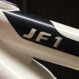 Besv JF1 （電動アシストクロスバイク）