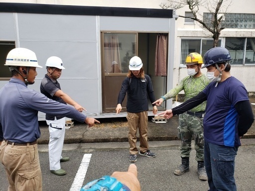 重機オペレーター 大型ダンプ運転手 4tドライバー解体作業員9000 一緒に働きませんか働きながら技術習得 資 妹尾産業 箱崎の建築の無料求人広告 アルバイト バイト募集情報 ジモティー 重機オペレーター 大型ダンプ運転手 4tドライバー解体作業員9000 一緒に働きませんか働きながら技術習得 資 妹尾産業 箱崎の建築の無料求人広告 アルバイト バイト募集情報 ジモティー