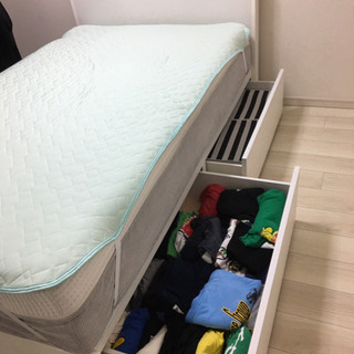 ニトリ ベッド セミダブル ホワイト フレームのみ