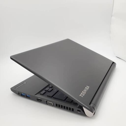 東芝 第六世代Corei5 メモリ8GB SSD128GB ノートパソコン