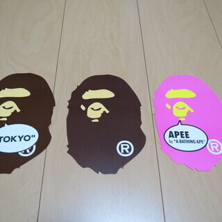 A BATHING APE / BAPE TOKYO / APE...