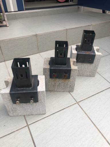 ラティス用柱固定金具 10cmブロック用 ブロック付き3つ Aoiro 森小路の家具の中古あげます 譲ります ジモティーで不用品の処分