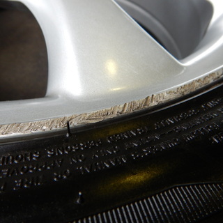 ウィッシュ純正　１７インチ　ウィッシュ、プリウス