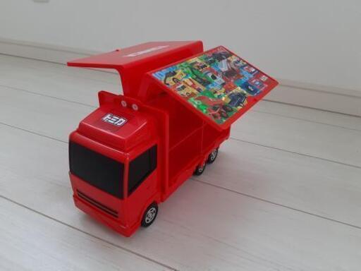 トミカ収納トラック 計8台 ぴぽ 草津のおもちゃ 乗り物 ミニチュア の中古あげます 譲ります ジモティーで不用品の処分