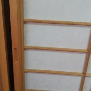 障子 建具 未使用 ですが 5年ほどおいてあったので 和紙に染みあり