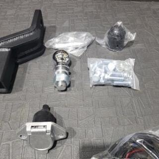 【取引中】新品 メーカー不明 ハイエース 200系 ワイド ヒッチメンバー