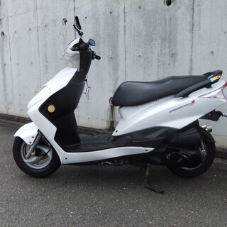 ヤマハ　シグナスZ　キャブモデル　実働中古美車　バッテリーフル充電済　オイル交換後渡し　バフ磨き済み　ナンバー登録書類あり ヤマハ シグナスZ125 実働中古車 バッテリーフル充電済み オイル交換