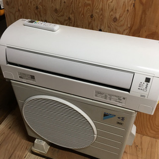 54) エアコン ダイキン 100V 6-9畳用 2018年製品 内部清掃× ※別途室内 