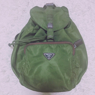 Prada リュックナイロンカーキプラダリュック 佐倉魔美 水天宮前のバッグ リュックサック の中古あげます 譲ります ジモティーで不用品の処分