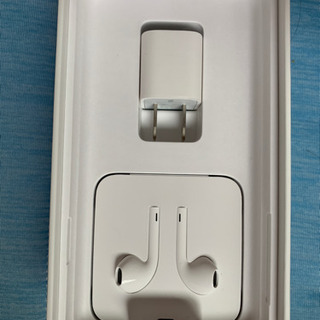iPhoneXS MAXの純正イヤフォン&充電器　激安！1個