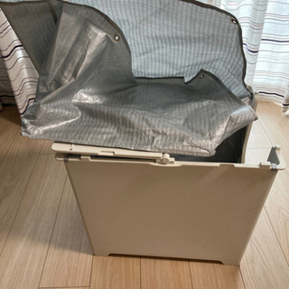 猫トイレ・モデコ フリップリターボックス/modko flip Litter box 前面