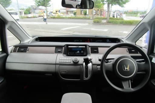 社外アルミホイール 低走行 車内空間も広いステップワゴン入庫しました W オトロン鹿沼店 日光のステップワゴンの中古車 ジモティー