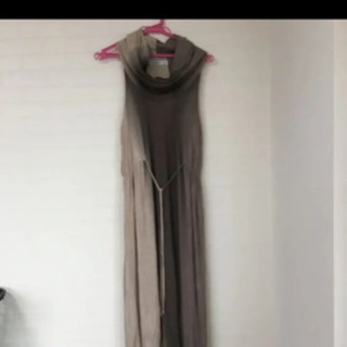 新品‼️zara タートルネックノースリーブ ワンピース