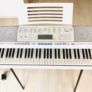 CASIO 光ナビゲーションキーボード(61鍵盤) LK-205