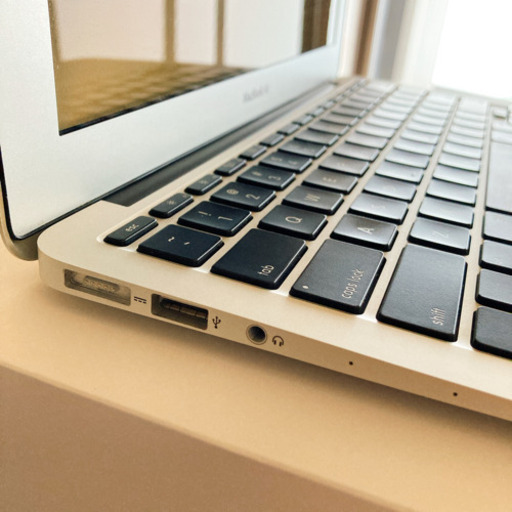 MacBook Air (11-inch, 2015)USキーボードモデル MacBook Air 11