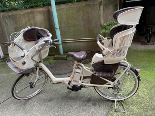 ブリジストンアシスト付き自転車　チャイルドシート前後付き