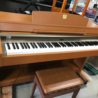 お薦め品‼️YAMAHA電子ピアノ CLP-330 2008年