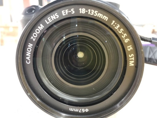 Canon キャノン　EOS70D EF-S 18-135IS STM kit
