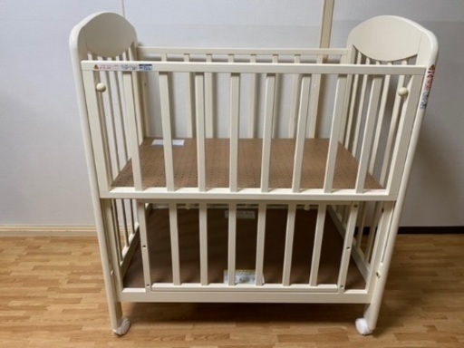 カトージ　ミニ　ベビーベッド　プチバニラ ミニ立ちベッド（プチバニラ）」について｜カトージの商品