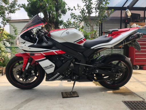 YZF-R1 5VY インターカラー　逆車　2006年式　リミッター無し　イモビ有り