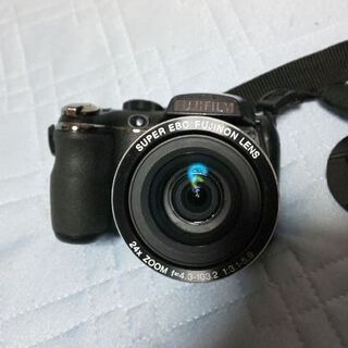 デジタルカメラ FUJIFILM FinePix S3200
