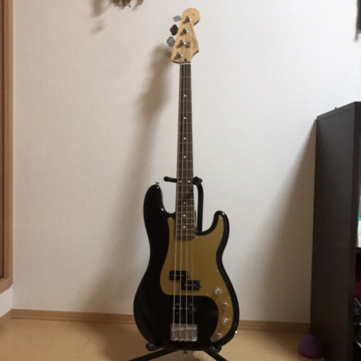 fender ベース(取りに来ていただける方)