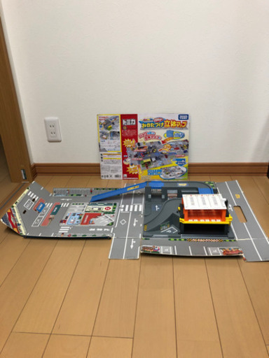 値下げ トミカとびだす おかたづけ立体マップ すばーる 永福町のその他の中古あげます 譲ります ジモティーで不用品の処分