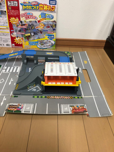 値下げ トミカとびだす おかたづけ立体マップ すばーる 永福町のその他の中古あげます 譲ります ジモティーで不用品の処分