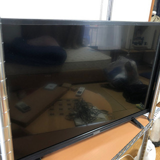 アイリスオオヤマの32型テレビ