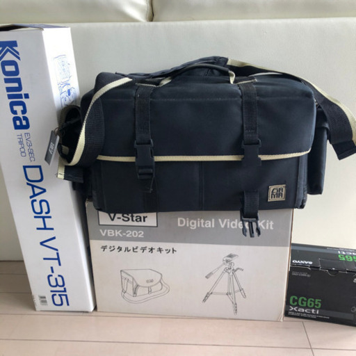 三洋電機 デジタルムービーカメラ　Xacti　DMX-CG65　三脚　カメラバック　まとめ
