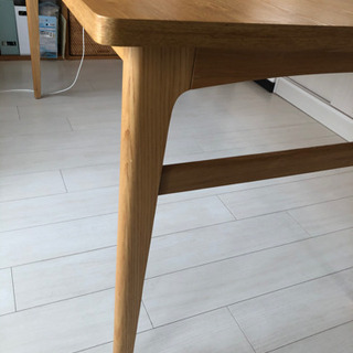 unico ダイニングテーブル　SIGNE