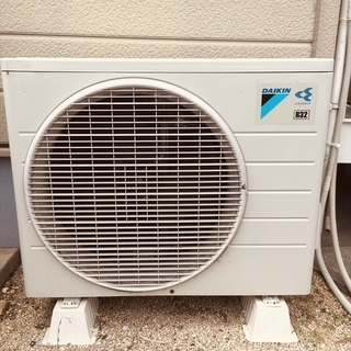 【キャンセルの為再出品】人気のダイキン製エアコン２０１６年製の使用期間僅少の良品です。