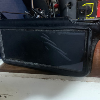 ヘッドレストモニター　バイザーモニター