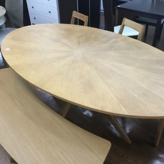 オーバルテーブルデザイン ダイニング4点セット