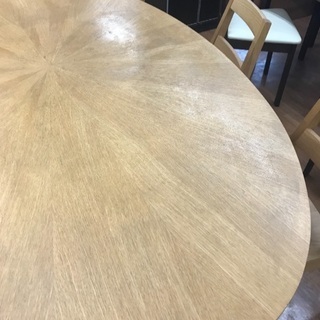 オーバルテーブルデザイン ダイニング4点セット