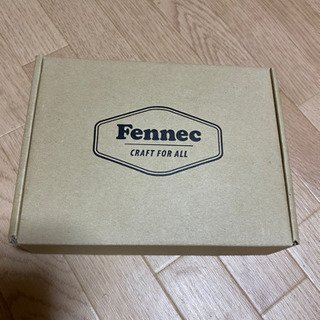 fennec  韓国ブランド　二つ折り　財布　未使用　新品　アイボリー