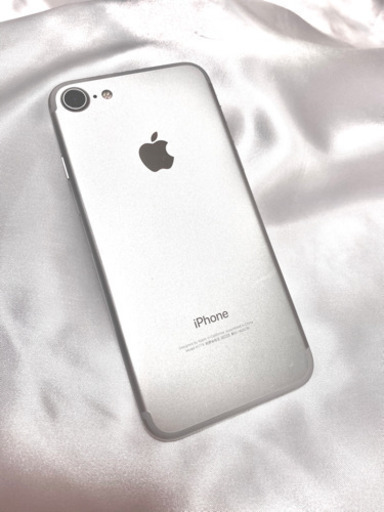 ☆値下げ！☆iPhone7☆SIMフリー☆スワロフスキーケース付き☆