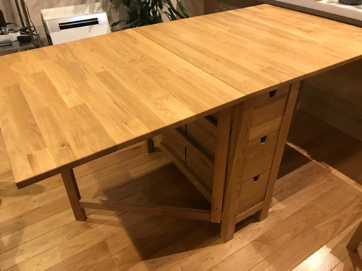 【IKEA】 伸長式　ダイニングテーブル