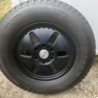 スタッドレスタイヤ　ブリジストン　265/65/R17