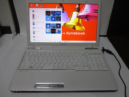 ①大幅値下げ【美品爆速】東芝dynabook T451/57DW ／新品ＳＳＤ２４０ＧＢ／新品バッテリー／Corei7ノートパソコン　リカバリー済 中古動作品