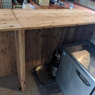 バーカウンターとイス（3脚）のセット