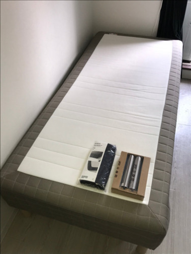 IKEA シングルベッド　ベッド　ニトリ