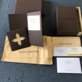 ルイヴィトン　長財布とコインケース