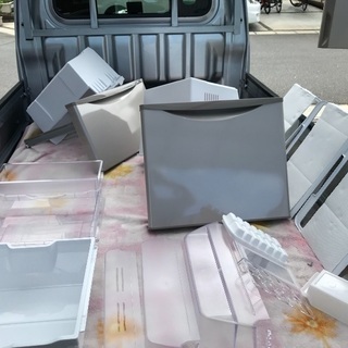 取引中2015年製日立3ドア冷凍冷蔵庫美品。千葉県内配送無料。