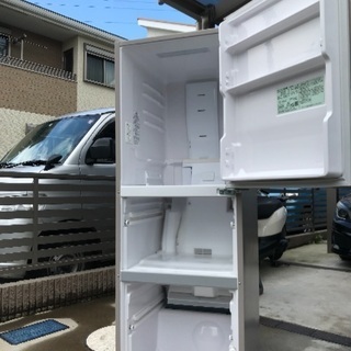取引中2015年製日立3ドア冷凍冷蔵庫美品。千葉県内配送無料。