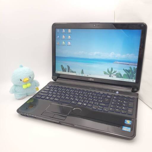 富士通 Corei7 メモリ8GB SSD256GB  ノートパソコン