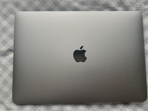 MacBookPro 2016年式 13インチ Touch Bar搭載