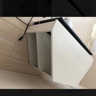 Hisense テレビ、ニトリテレビ台